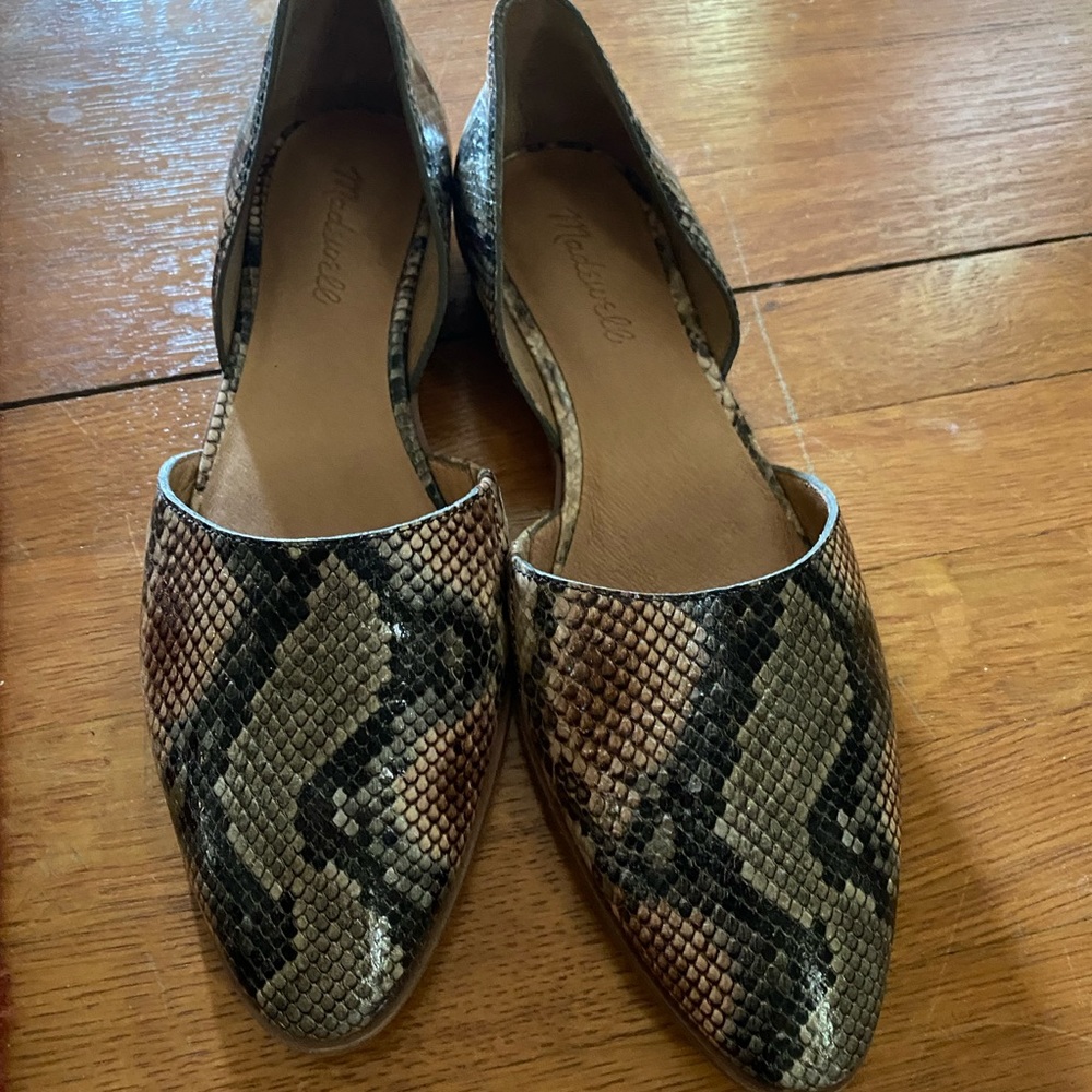 BNIB Madewell Marisa D’Orsay flats 
9.5